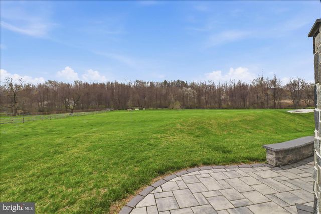 674 INTEGRITY DR, Lititz, PA 17543