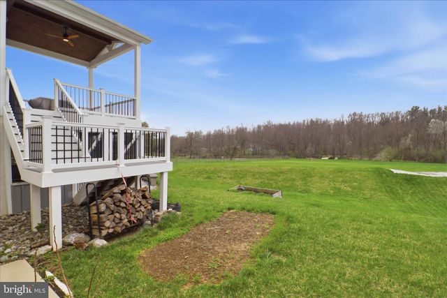 674 INTEGRITY DR, Lititz, PA 17543