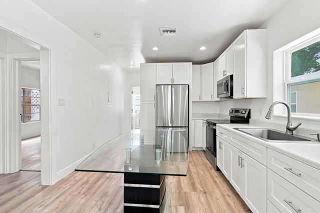 628 55th Street, West Palm Beach, FL 33407