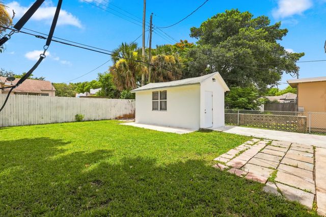 628 55th Street, West Palm Beach, FL 33407