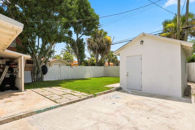 628 55th Street, West Palm Beach, FL 33407