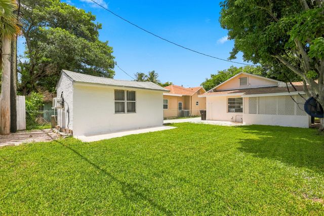 628 55th Street, West Palm Beach, FL 33407