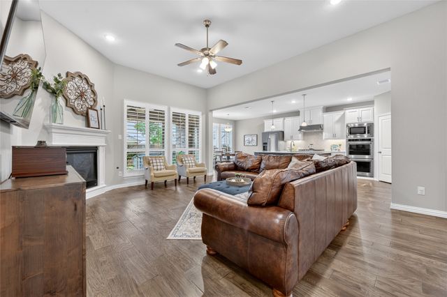 1221 Daylily Drive, Northlake, TX 76226