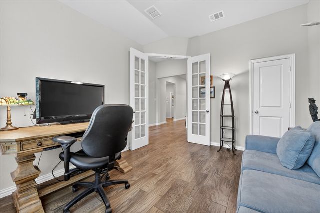 1221 Daylily Drive, Northlake, TX 76226