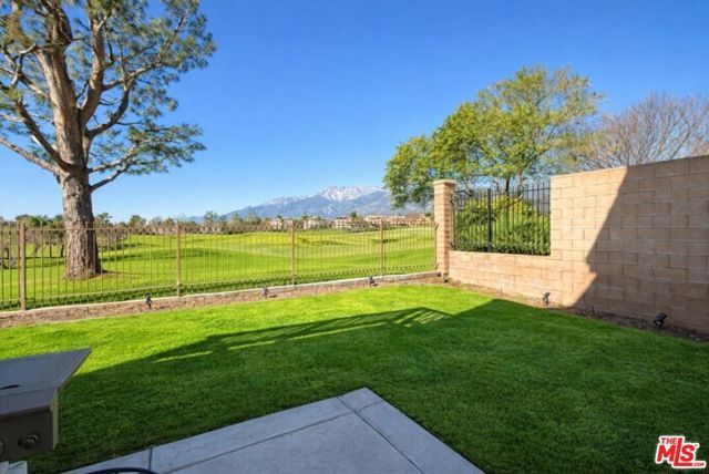 6228 S Kingsmill Court, Fontana, CA 92336