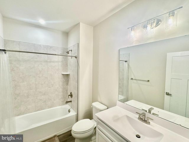 42548 INVERGORDON TER, Sterling, VA 20166