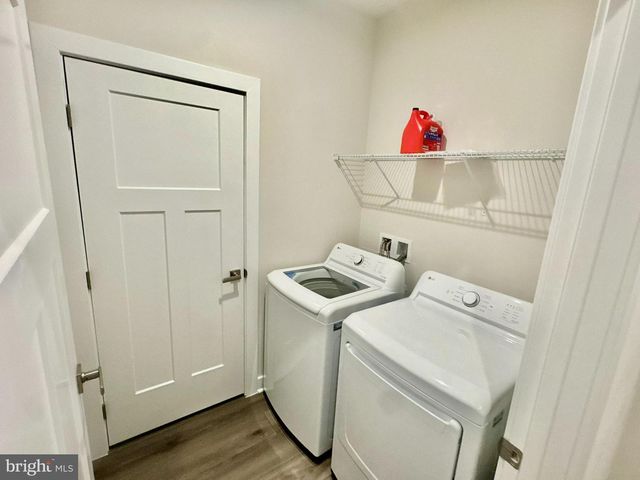 42548 INVERGORDON TER, Sterling, VA 20166
