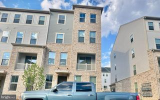 42548 INVERGORDON TER, Sterling, VA 20166