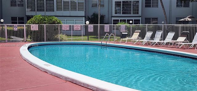3061 NW 47th Ter 132C, Lauderdale Lakes, FL 33313