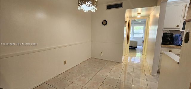 3061 NW 47th Ter 132C, Lauderdale Lakes, FL 33313