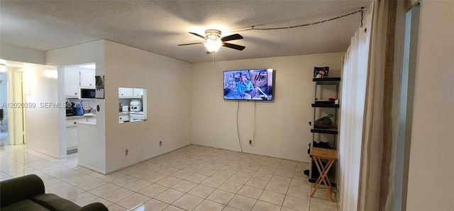 3061 NW 47th Ter 132C, Lauderdale Lakes, FL 33313