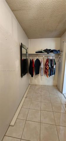 3061 NW 47th Ter 132C, Lauderdale Lakes, FL 33313
