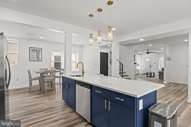 5320 WYNNEFIELD AVE, Philadelphia, PA 19131