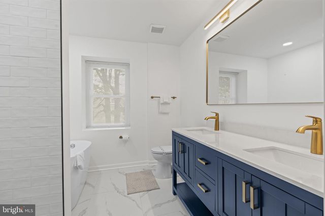 5320 WYNNEFIELD AVE, Philadelphia, PA 19131