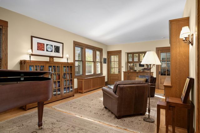 3314 Holmes Avenue S, Minneapolis, MN 55408
