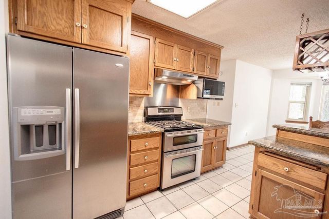 3495 Chief Mate Dr, Pensacola, FL 32506