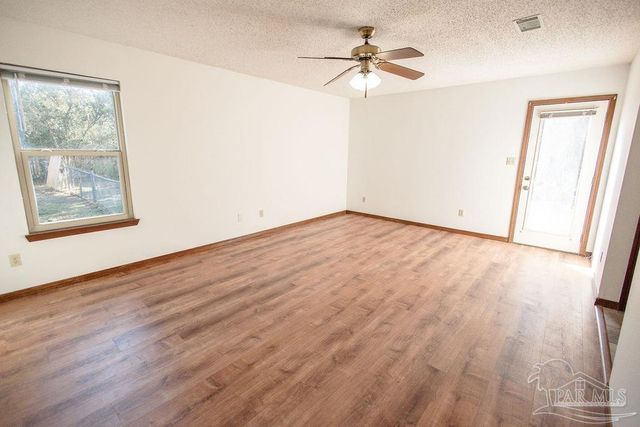 3495 Chief Mate Dr, Pensacola, FL 32506