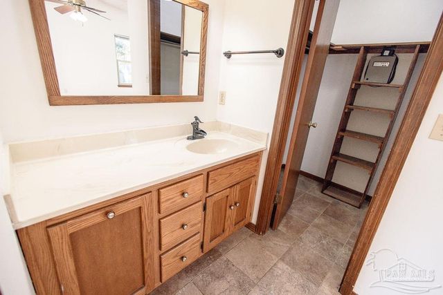 3495 Chief Mate Dr, Pensacola, FL 32506