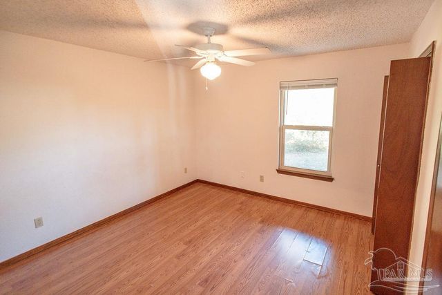 3495 Chief Mate Dr, Pensacola, FL 32506