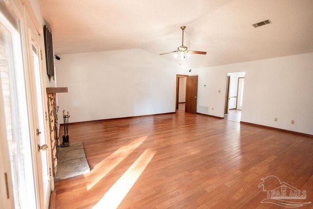 3495 Chief Mate Dr, Pensacola, FL 32506