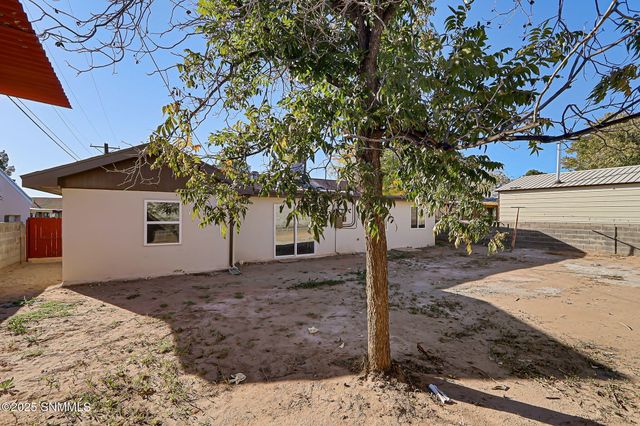 1417 Lees Drive, Las Cruces, NM 88001