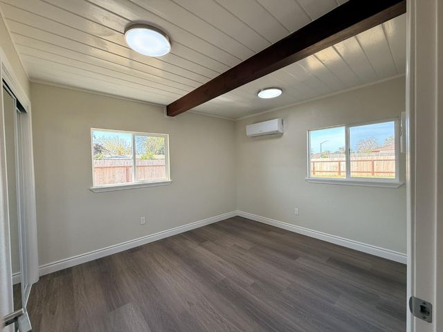 1633 Kazmir Ct, Modesto, CA 95351