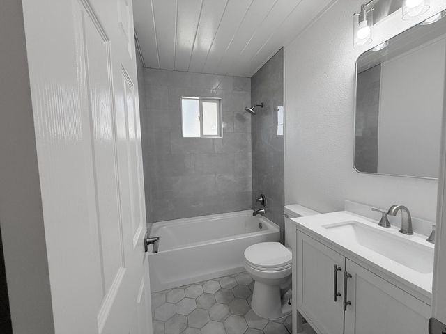 1633 Kazmir Ct, Modesto, CA 95351