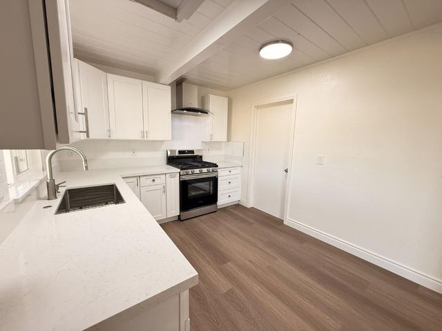 1633 Kazmir Ct, Modesto, CA 95351