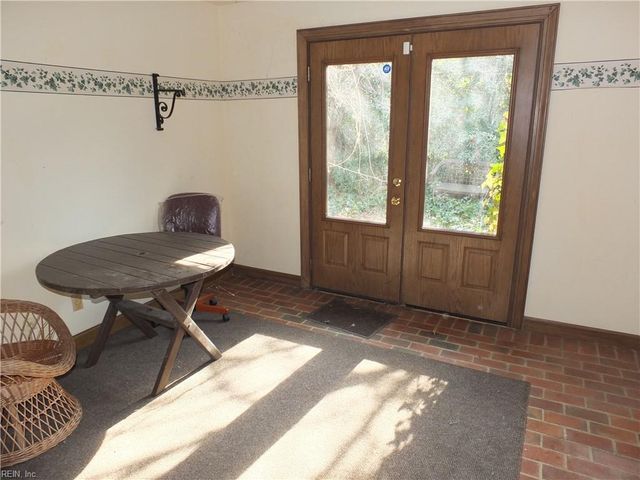 4509 Templar DR, Portsmouth, VA 23703