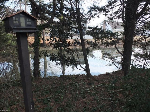 4509 Templar DR, Portsmouth, VA 23703