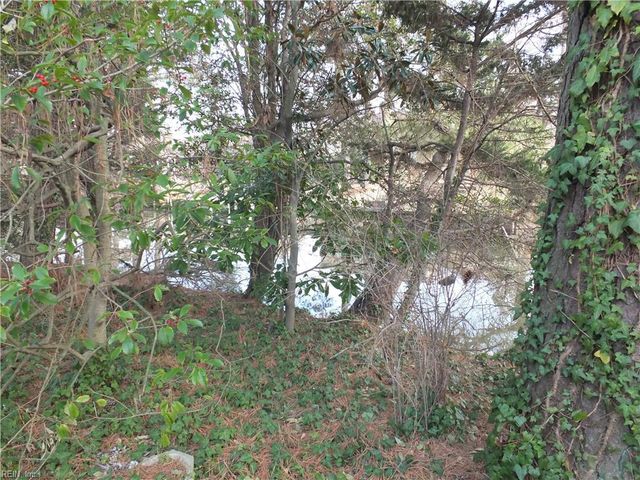 4509 Templar DR, Portsmouth, VA 23703