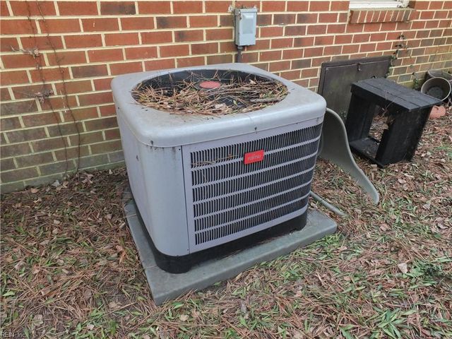 4509 Templar DR, Portsmouth, VA 23703