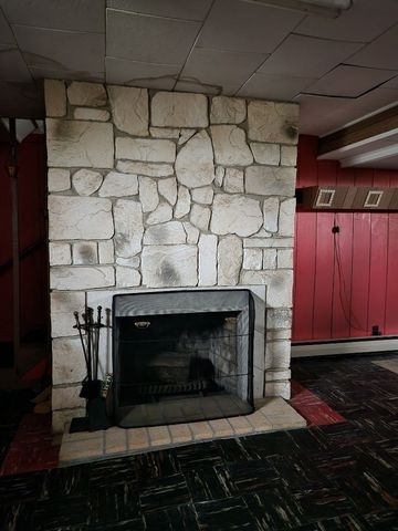 81 King St, Nashua, NH 03060