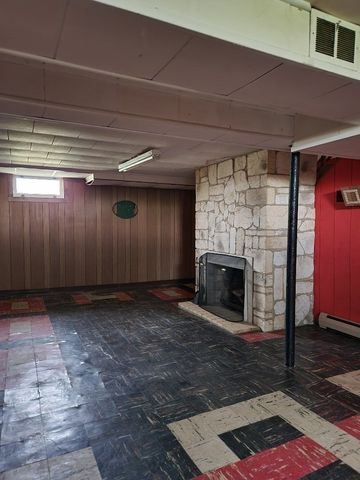 81 King St, Nashua, NH 03060