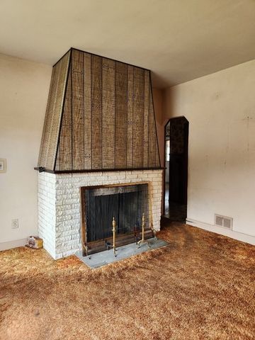 81 King St, Nashua, NH 03060