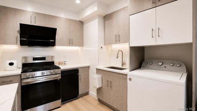 13119 Fowler Avenue 4C, Flushing, NY 11355