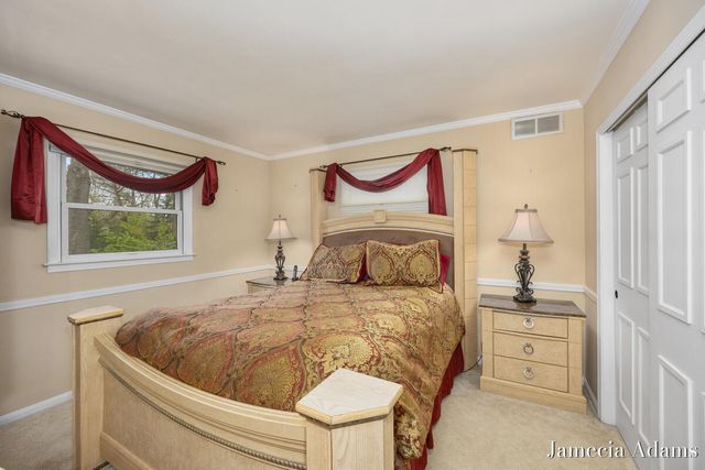 4726 Poinsettia Avenue Se, City Of Kentwood, MI 49508