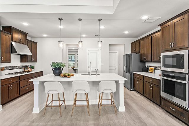 1265 Hazy Hills LOOP, Dripping Springs, TX 78620