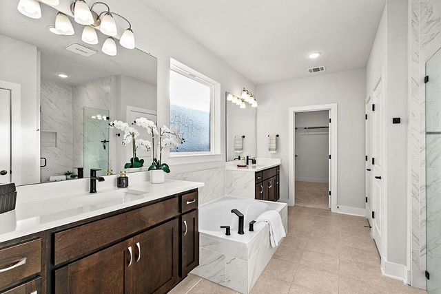 1265 Hazy Hills LOOP, Dripping Springs, TX 78620