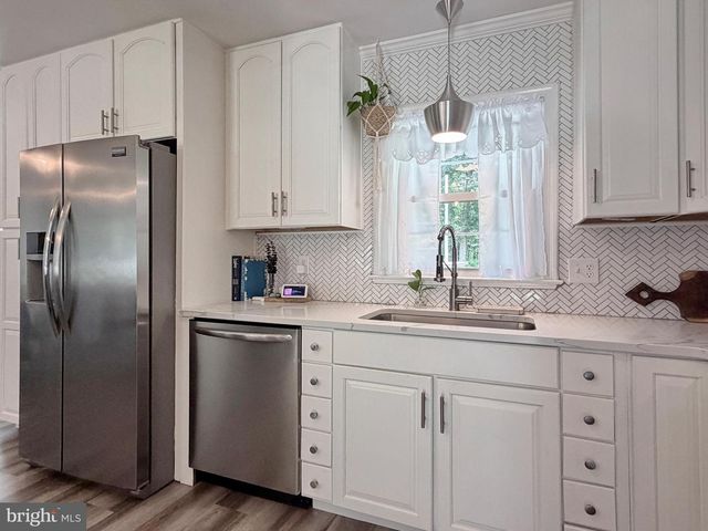 10372 ANDREA LN, La Plata, MD 20646