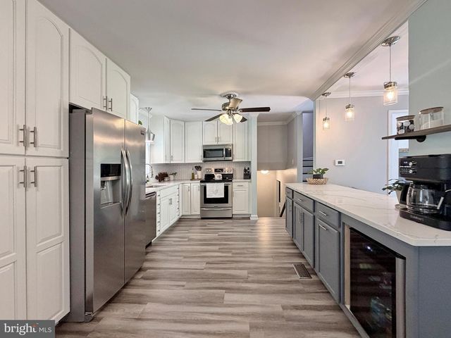 10372 ANDREA LN, La Plata, MD 20646