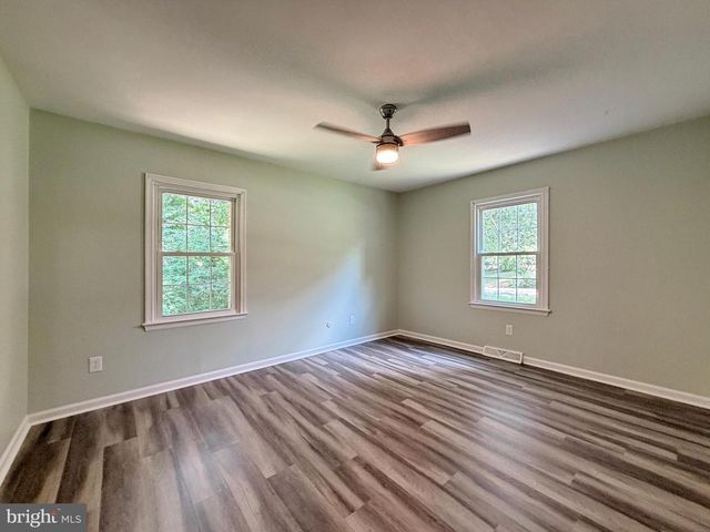 10372 ANDREA LN, La Plata, MD 20646