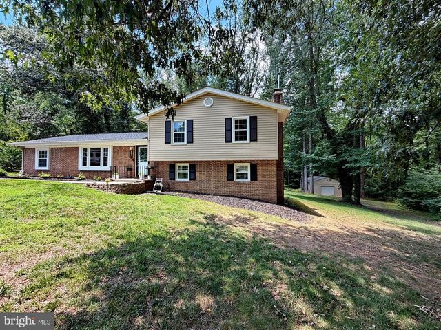 10372 ANDREA LN, La Plata, MD 20646