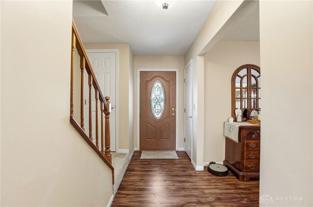 40 Turnberry Court, Springboro, OH 45066