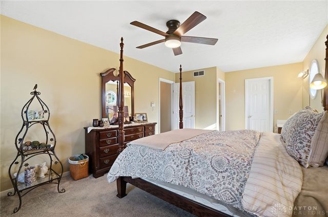 40 Turnberry Court, Springboro, OH 45066