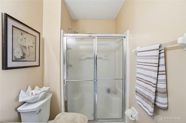 40 Turnberry Court, Springboro, OH 45066