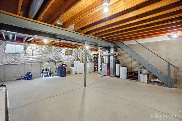 40 Turnberry Court, Springboro, OH 45066