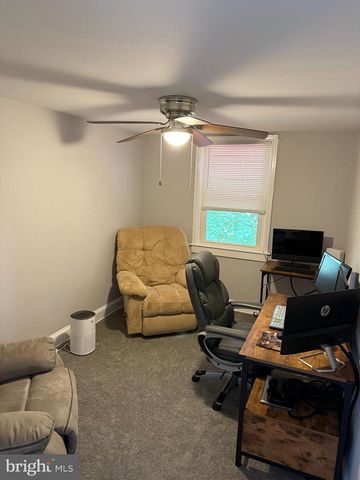 444 WESTMONT DR, Collingdale, PA 19023