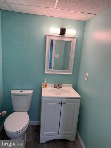 444 WESTMONT DR, Collingdale, PA 19023