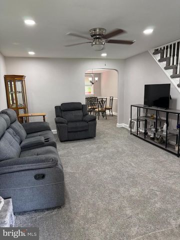 444 WESTMONT DR, Collingdale, PA 19023
